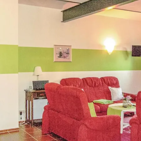 Lovely In Kamern With Wifi Apartment Neukamern